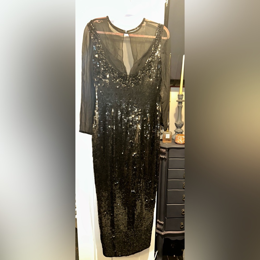 A.J. Bari Vintage 80’s Sequined Black Long Sleeve Plunge 100% Silk&Sequence Gown